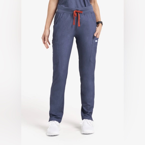 Lago Scrub Set in Denim - Picture 3 of 3